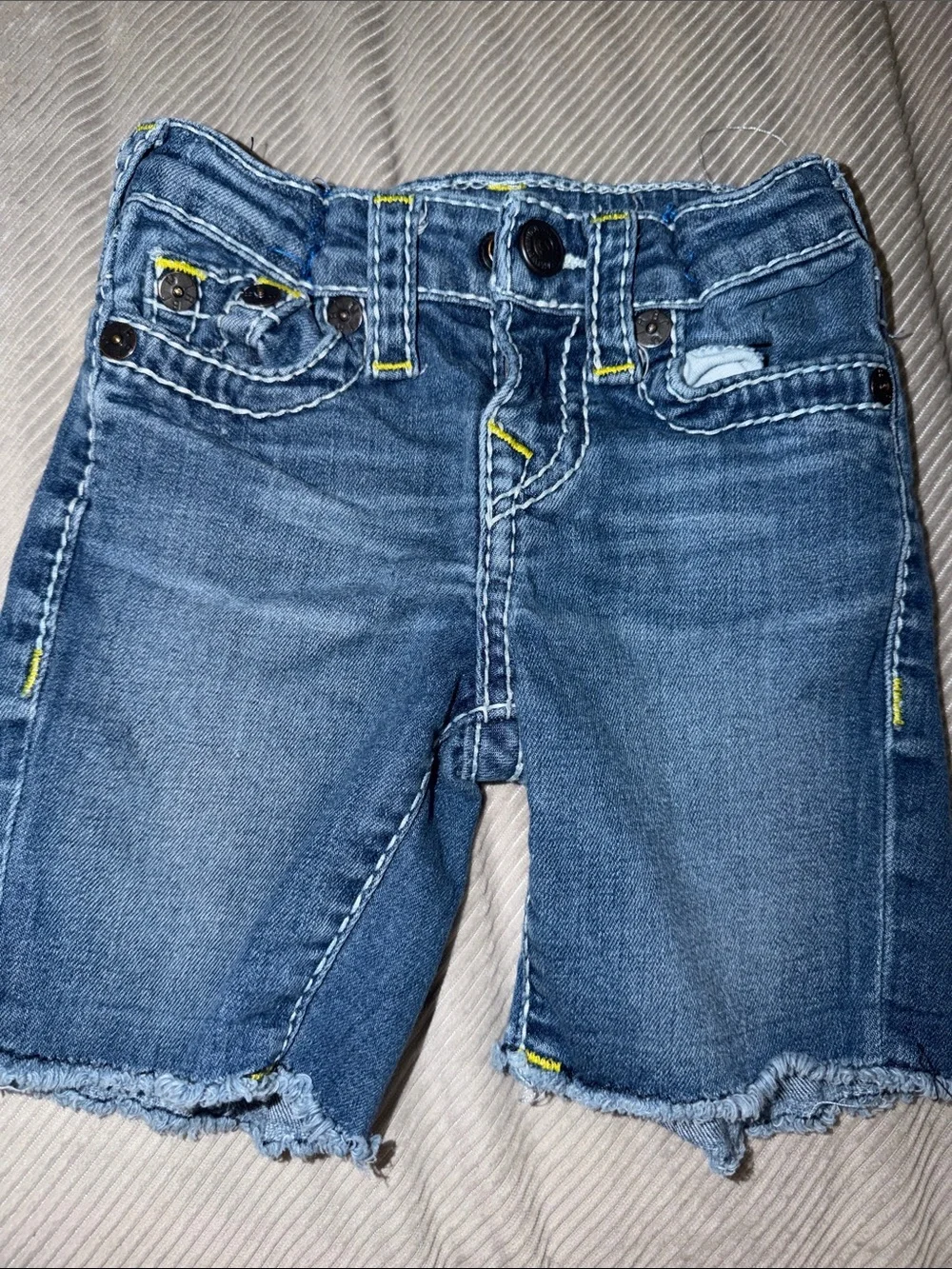 True Religion, pair  Frayed Hem, Geno cut off shorts- READ 💗 2T